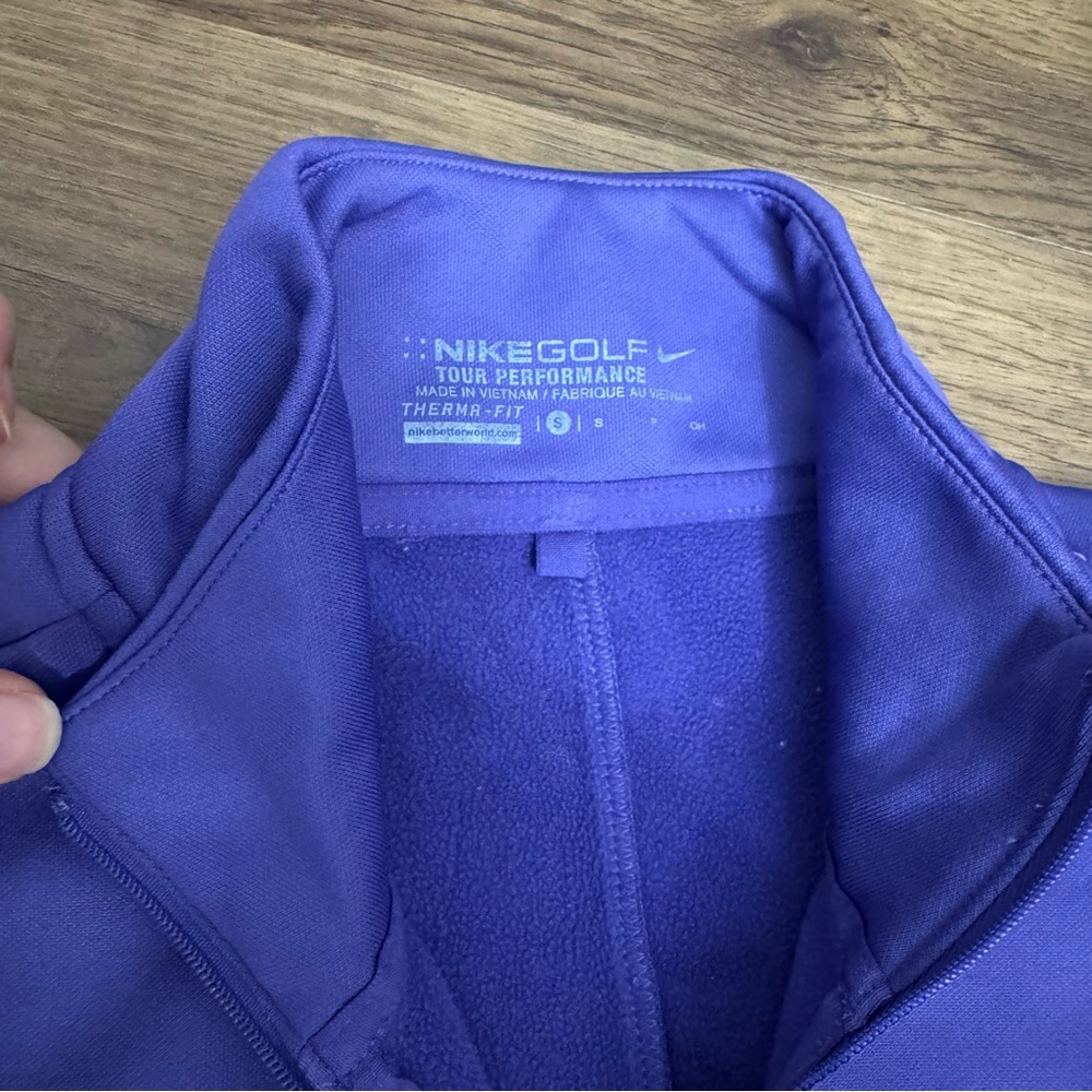 EUC - Nike - Women’s Golf Tour Performance Thermafit Purple Quarter-Zip Pullover - Picture 3 of 10